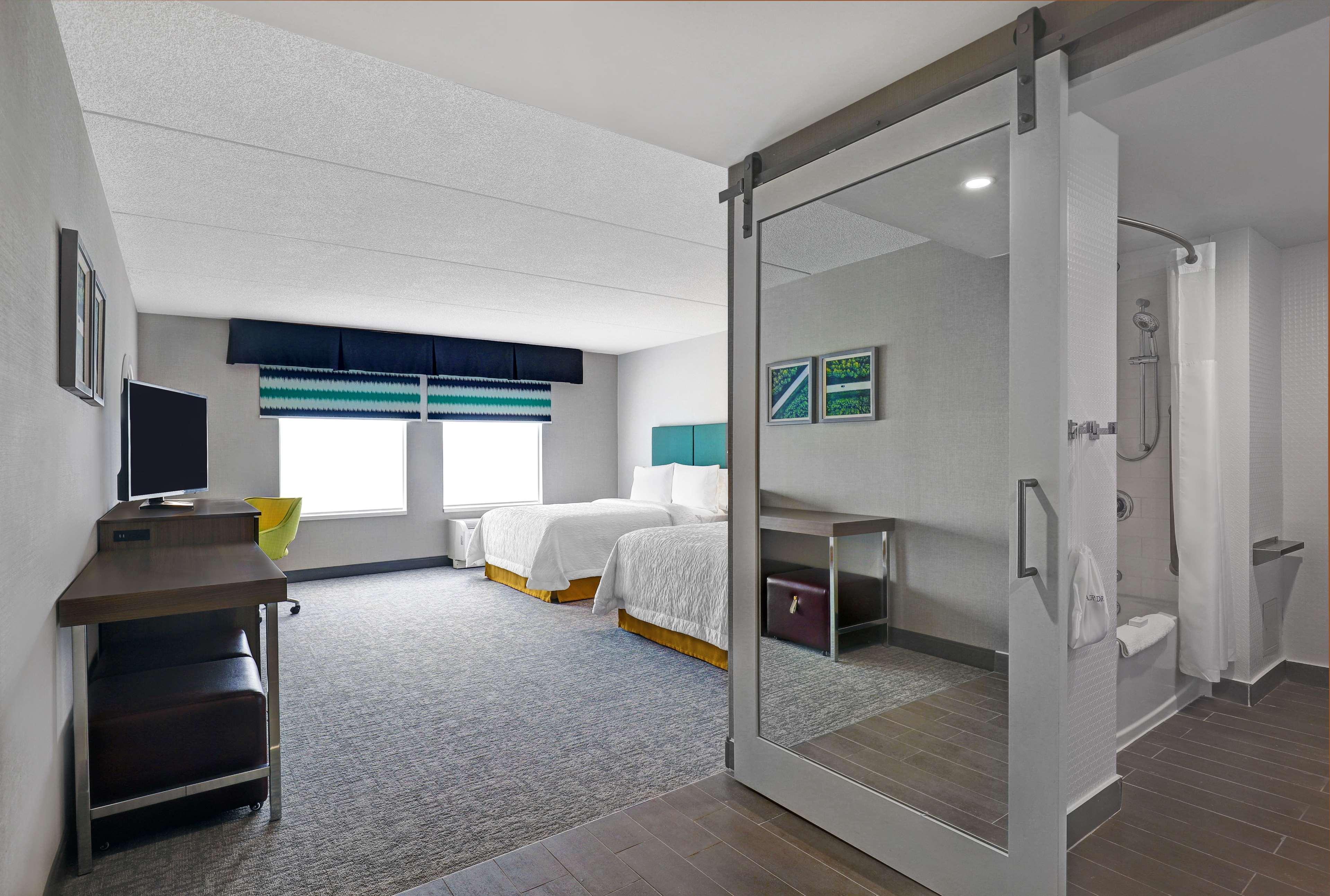 Hampton Inn & Suites Belleville Exterior photo