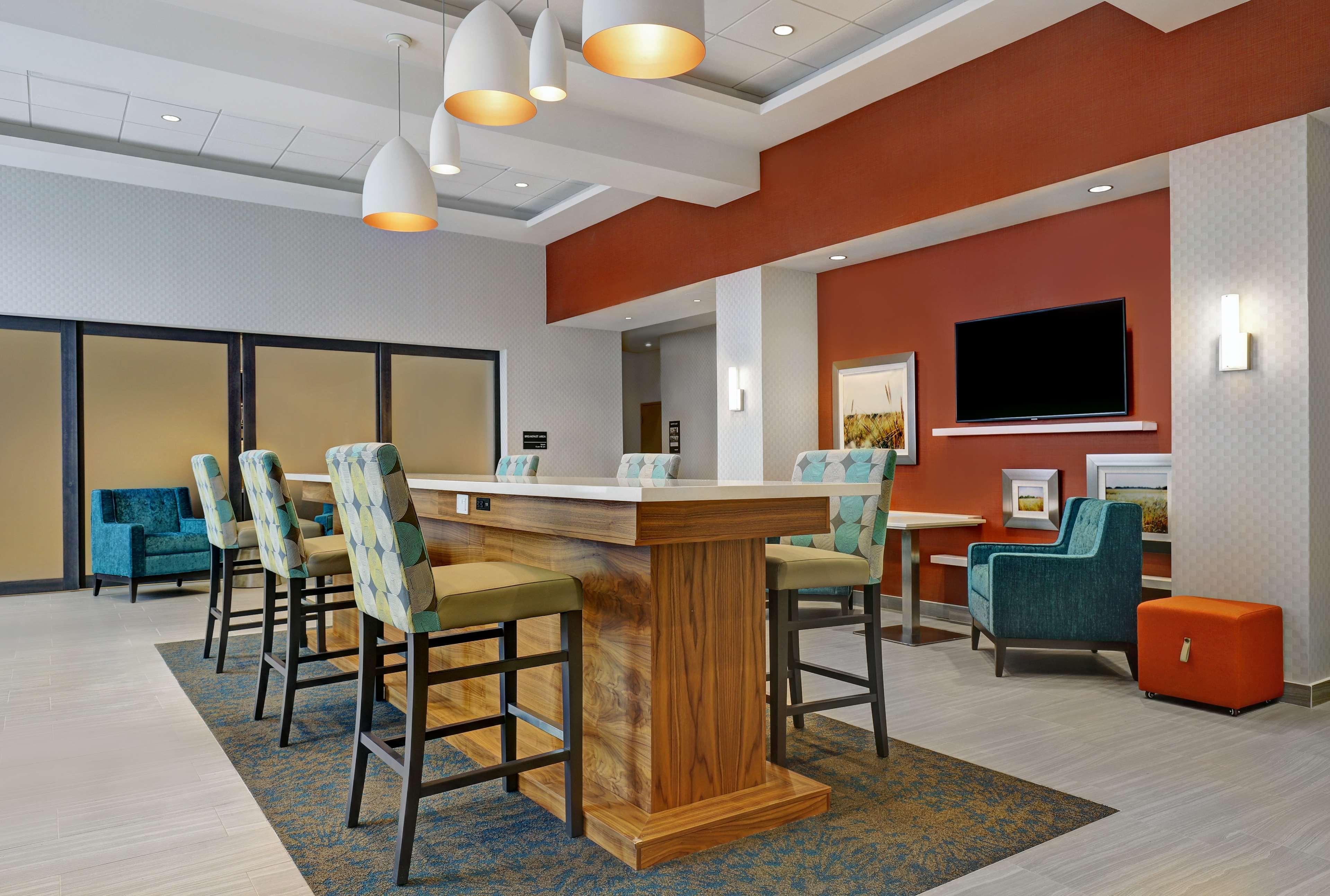 Hampton Inn & Suites Belleville Exterior photo