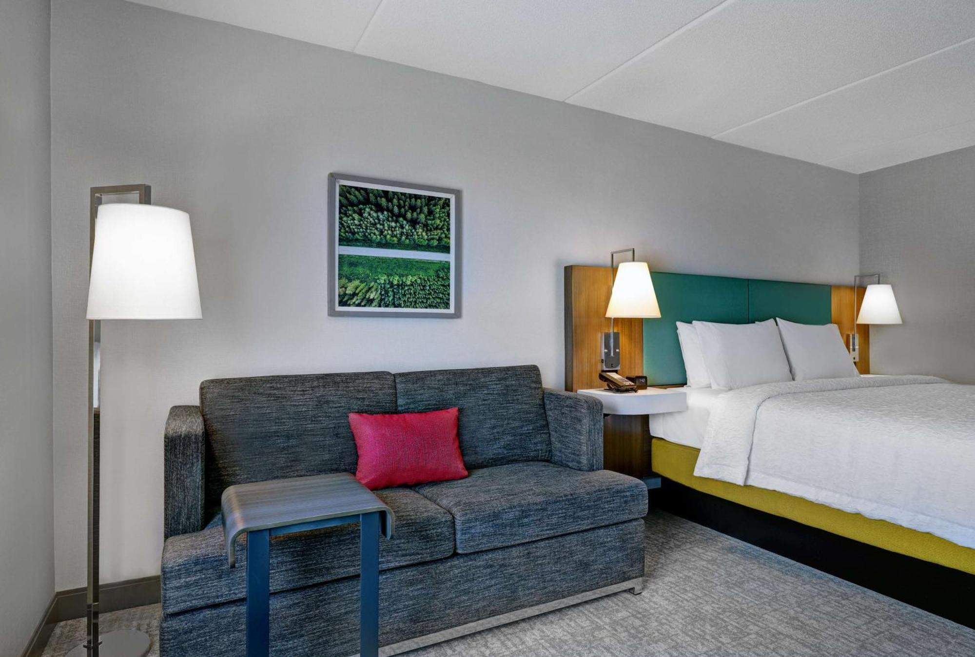 Hampton Inn & Suites Belleville Exterior photo