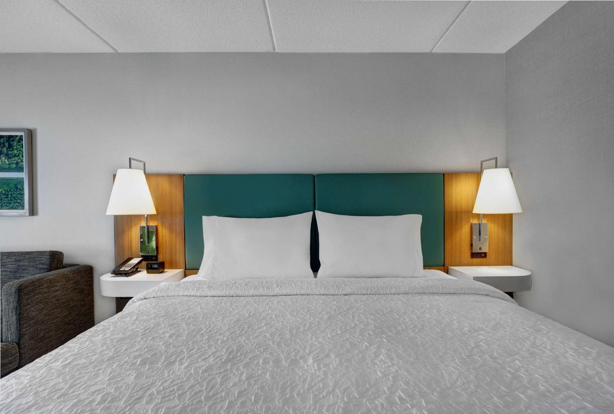 Hampton Inn & Suites Belleville Exterior photo